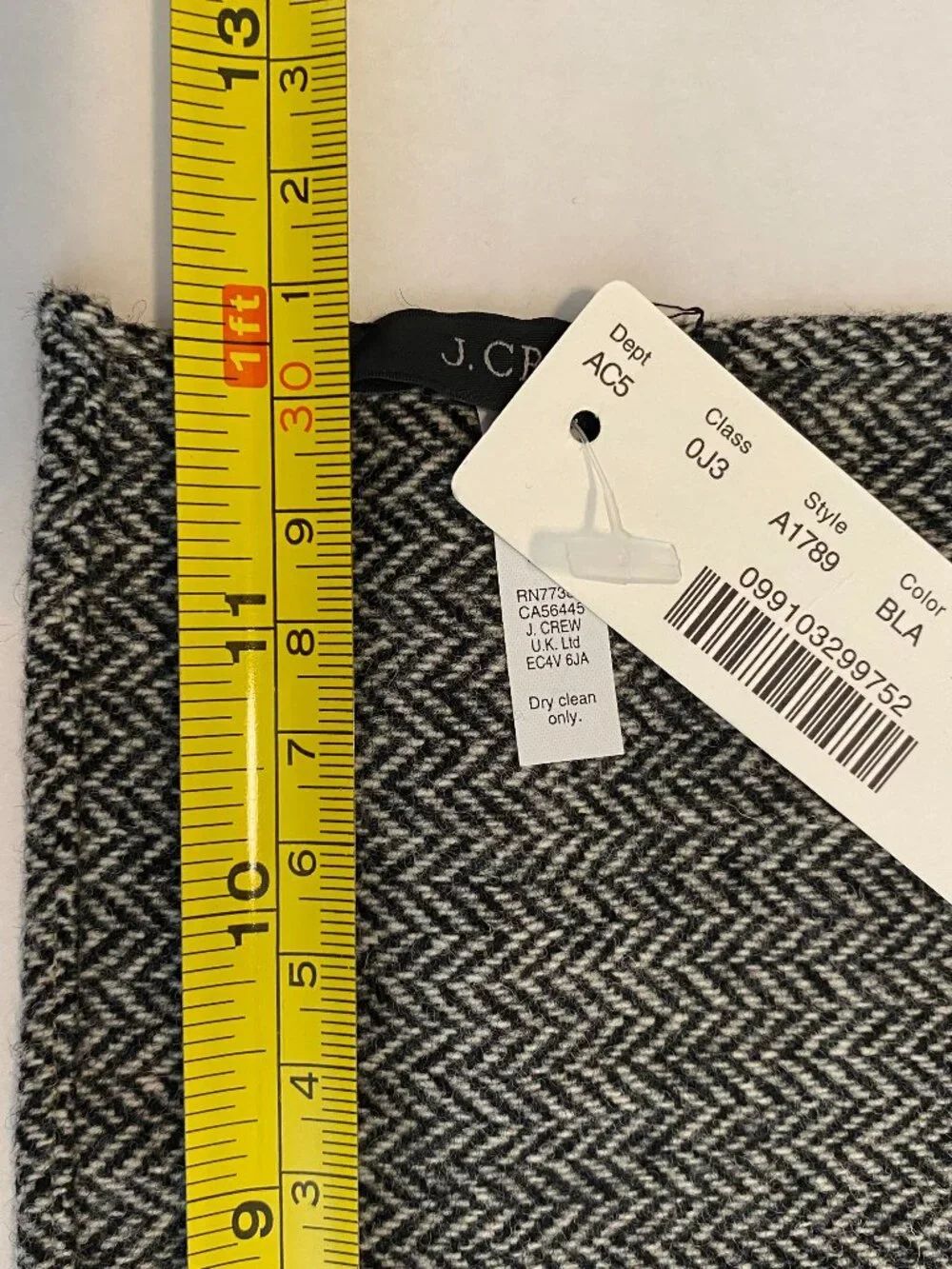 J.Crew NWT Black & White Herringbone Wool Pocket Square